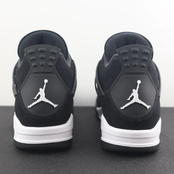 The first pair of AJ4 in autumn and winter main image 5